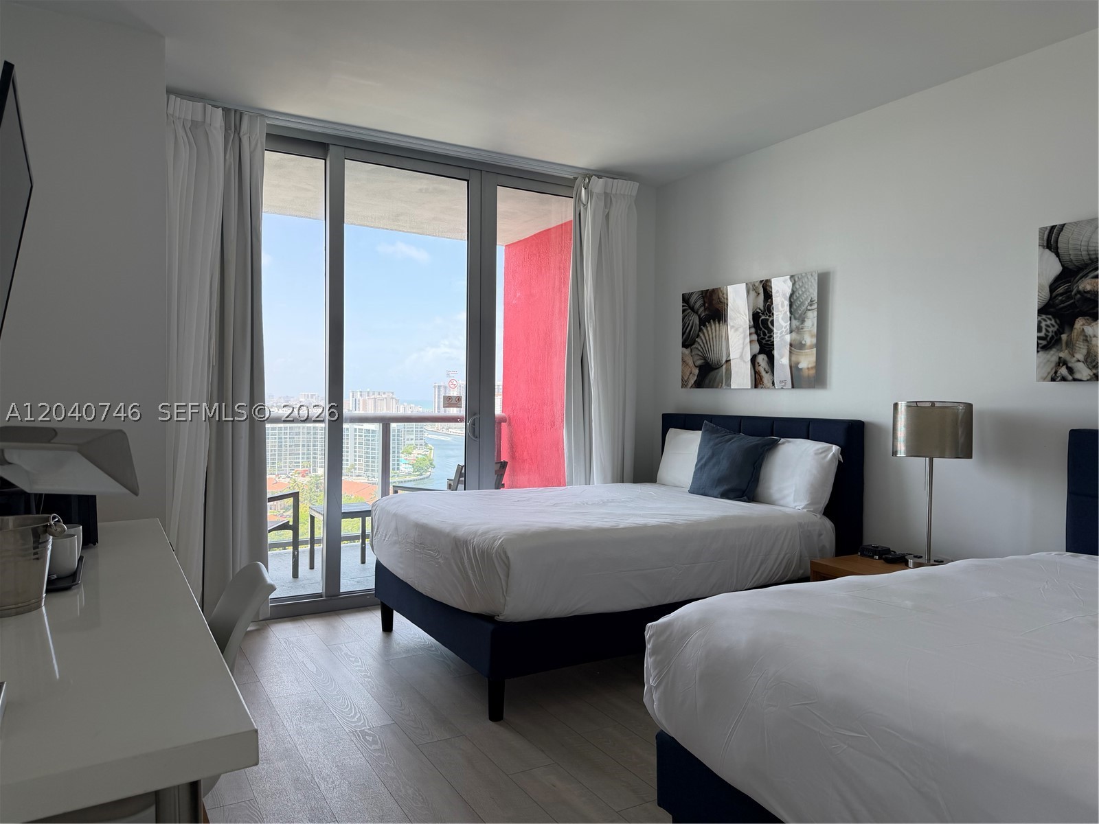 image Beachwalk Condominium30