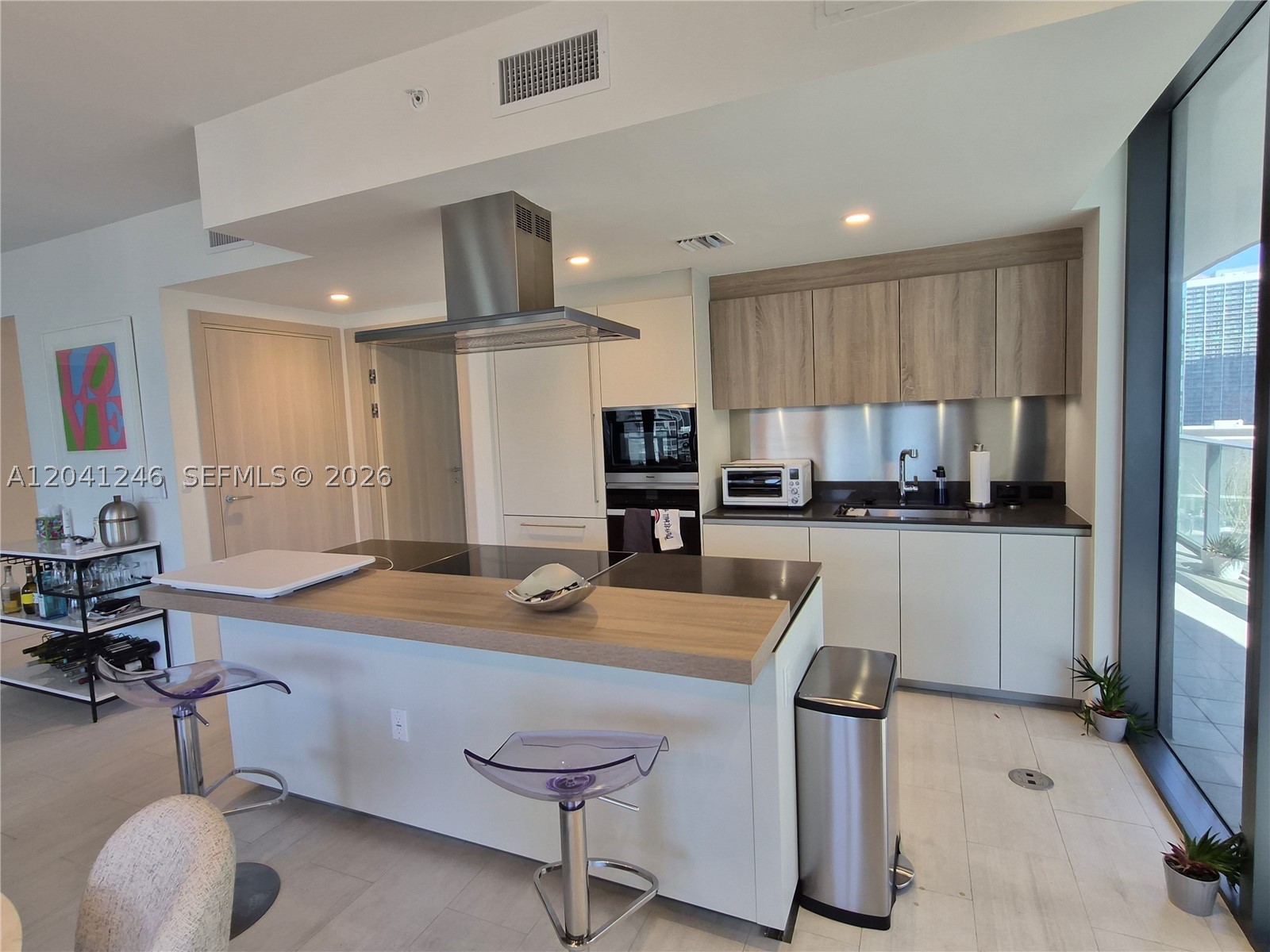 image Brickell Flatiron6