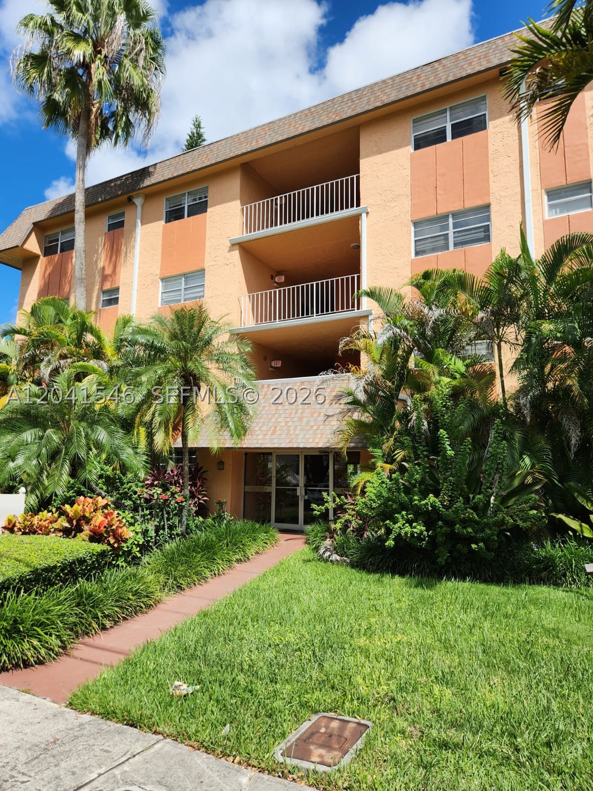 8101 SW 73rd Ave #09