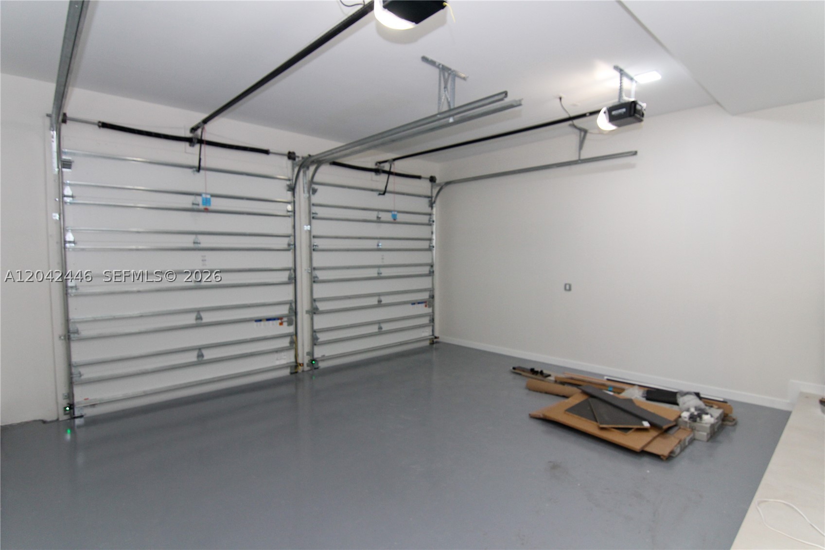 3540 Oak Ave Miami, FL 33133