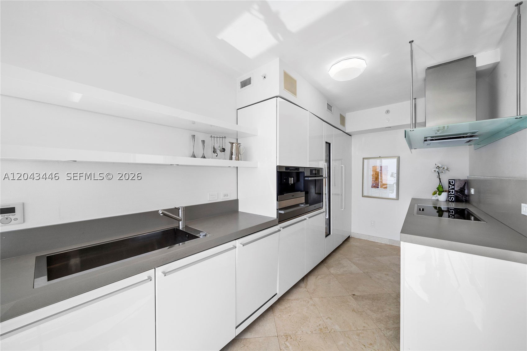 image Blue Diamond23