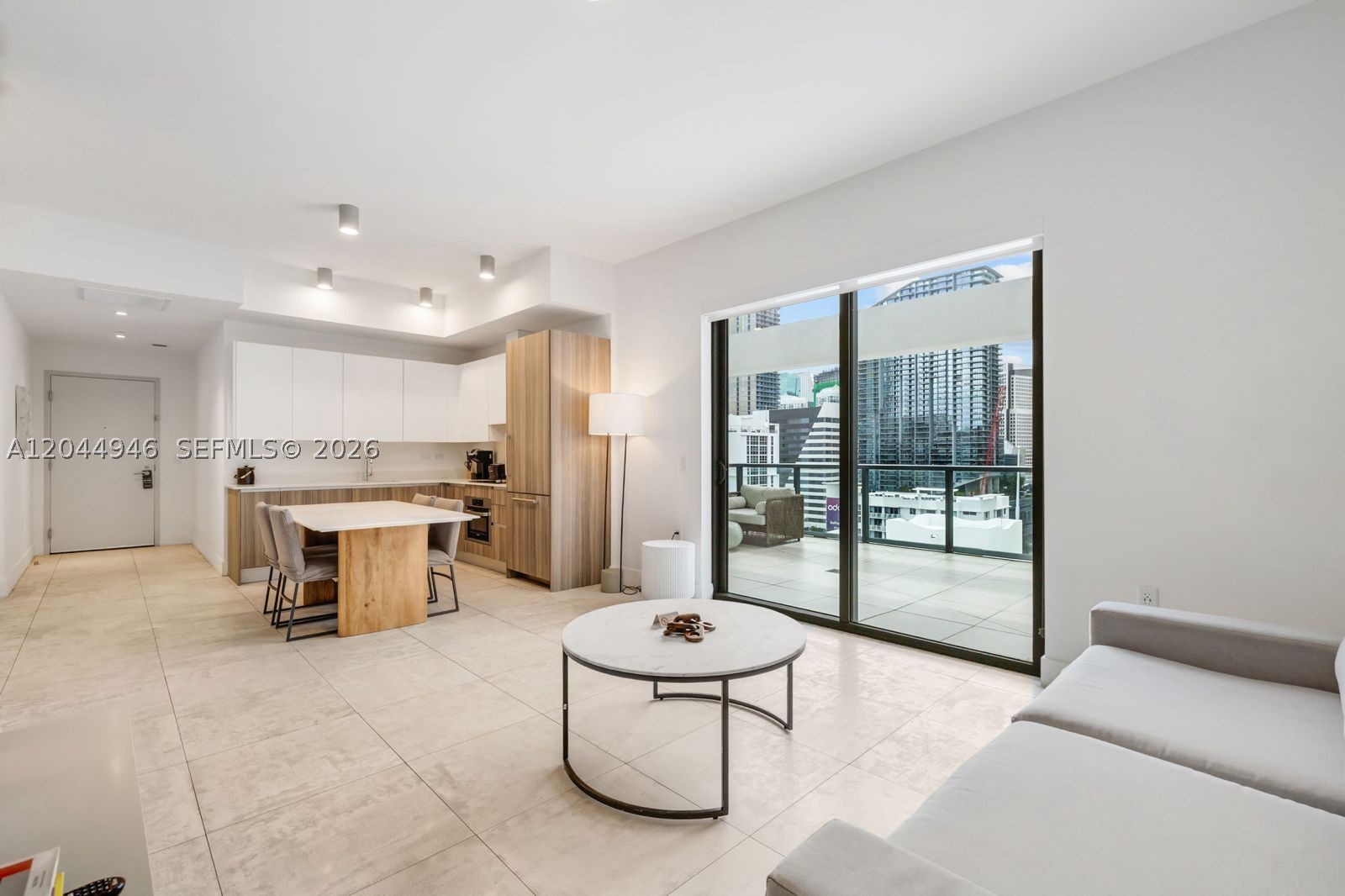 239 SW 9th St #1801 Miami, FL 33130