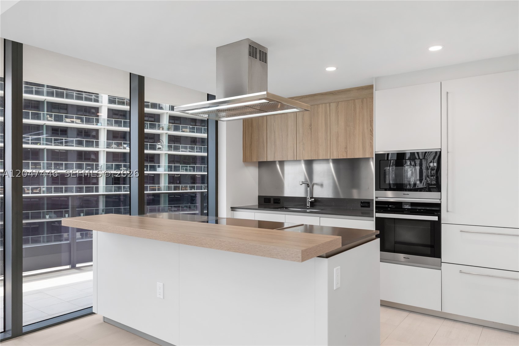 image Brickell Flatiron10