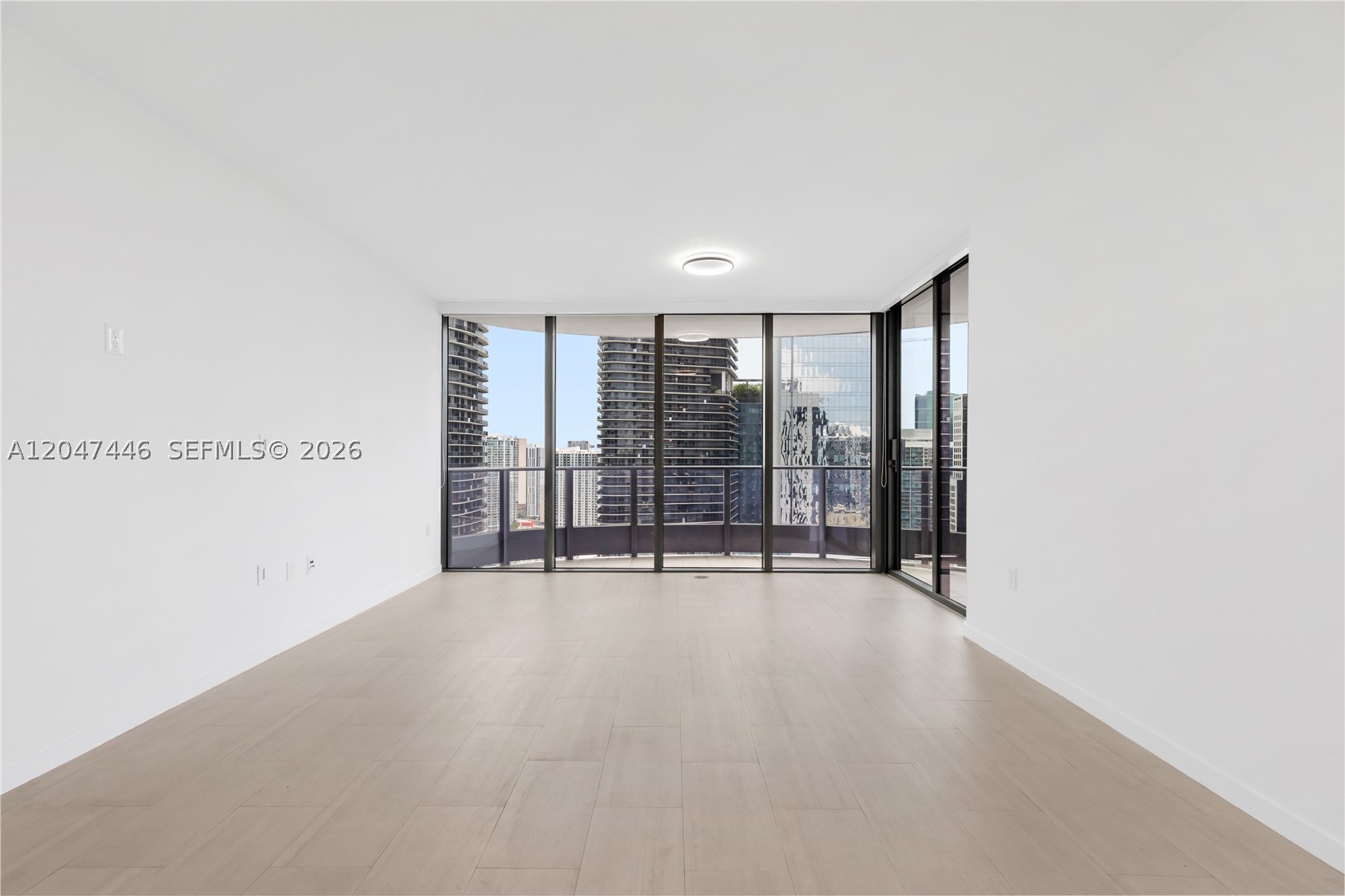 image Brickell Flatiron17