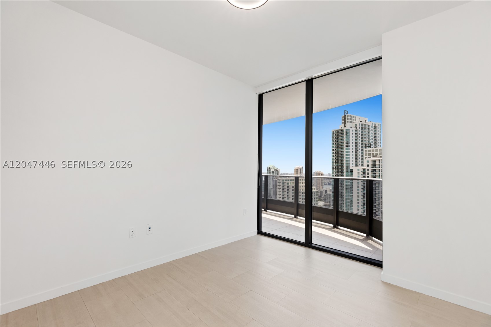 image Brickell Flatiron33