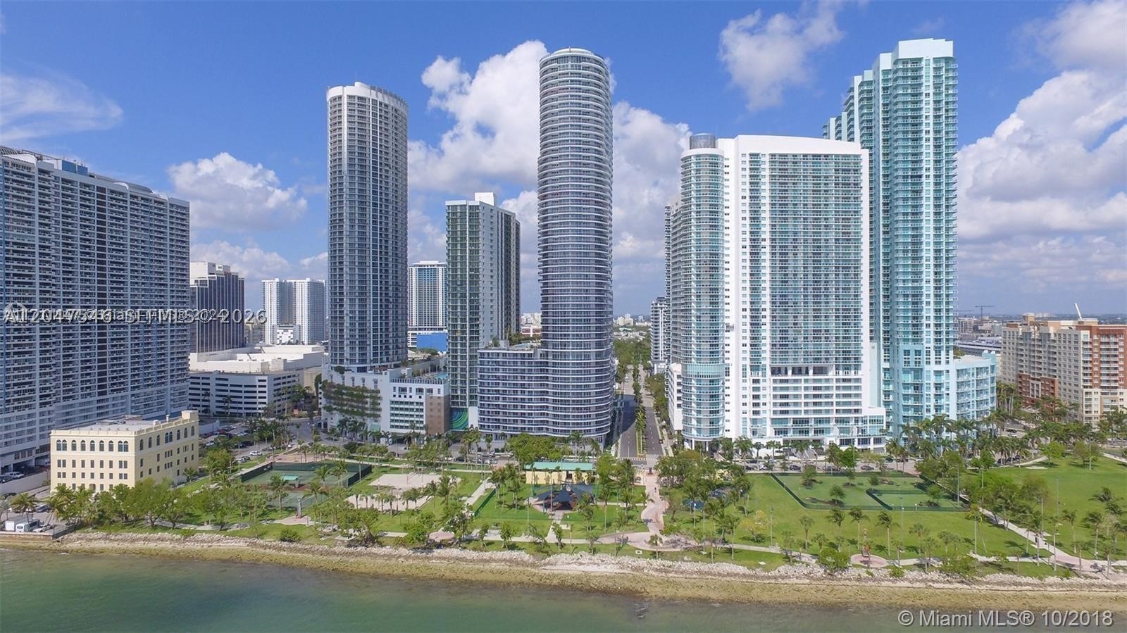 image Aria on the Bay33