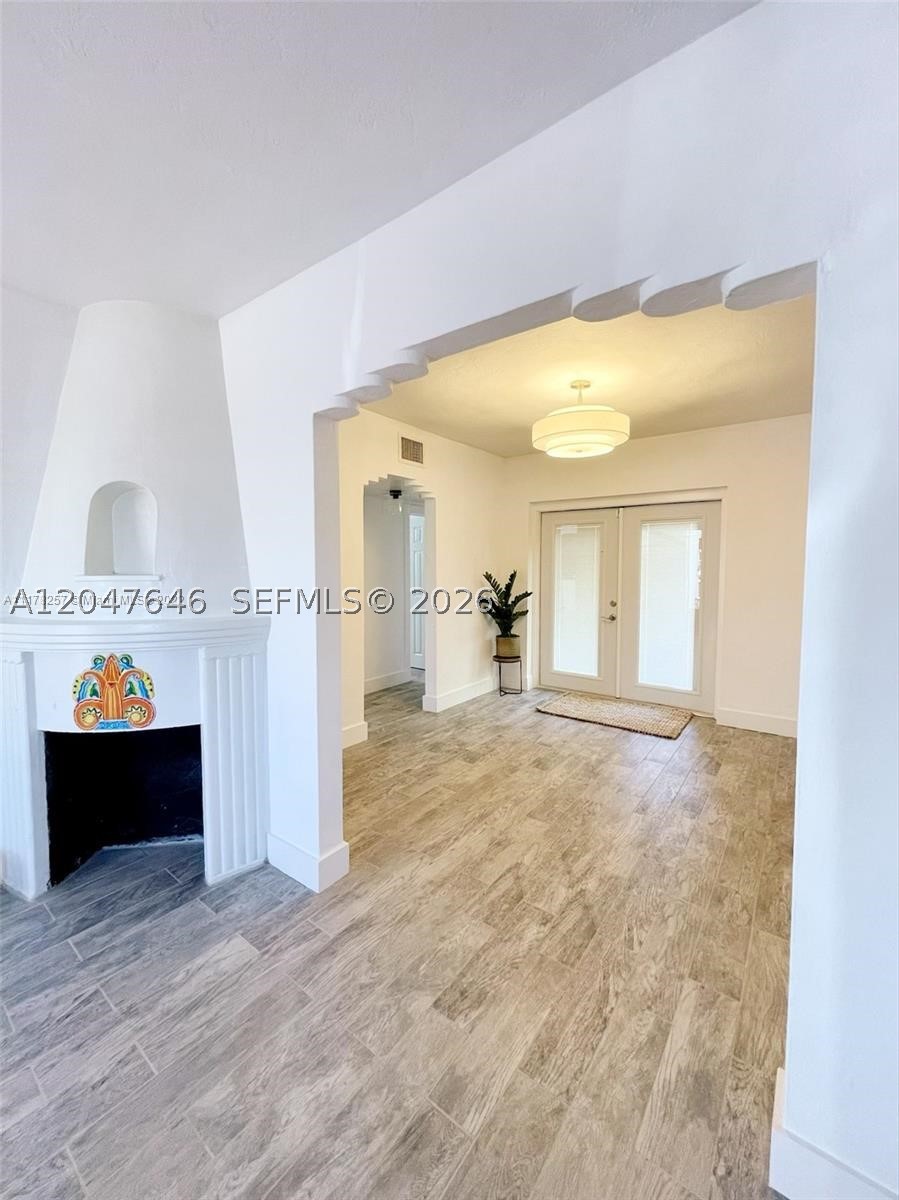 1040 Lenox Ave #1040