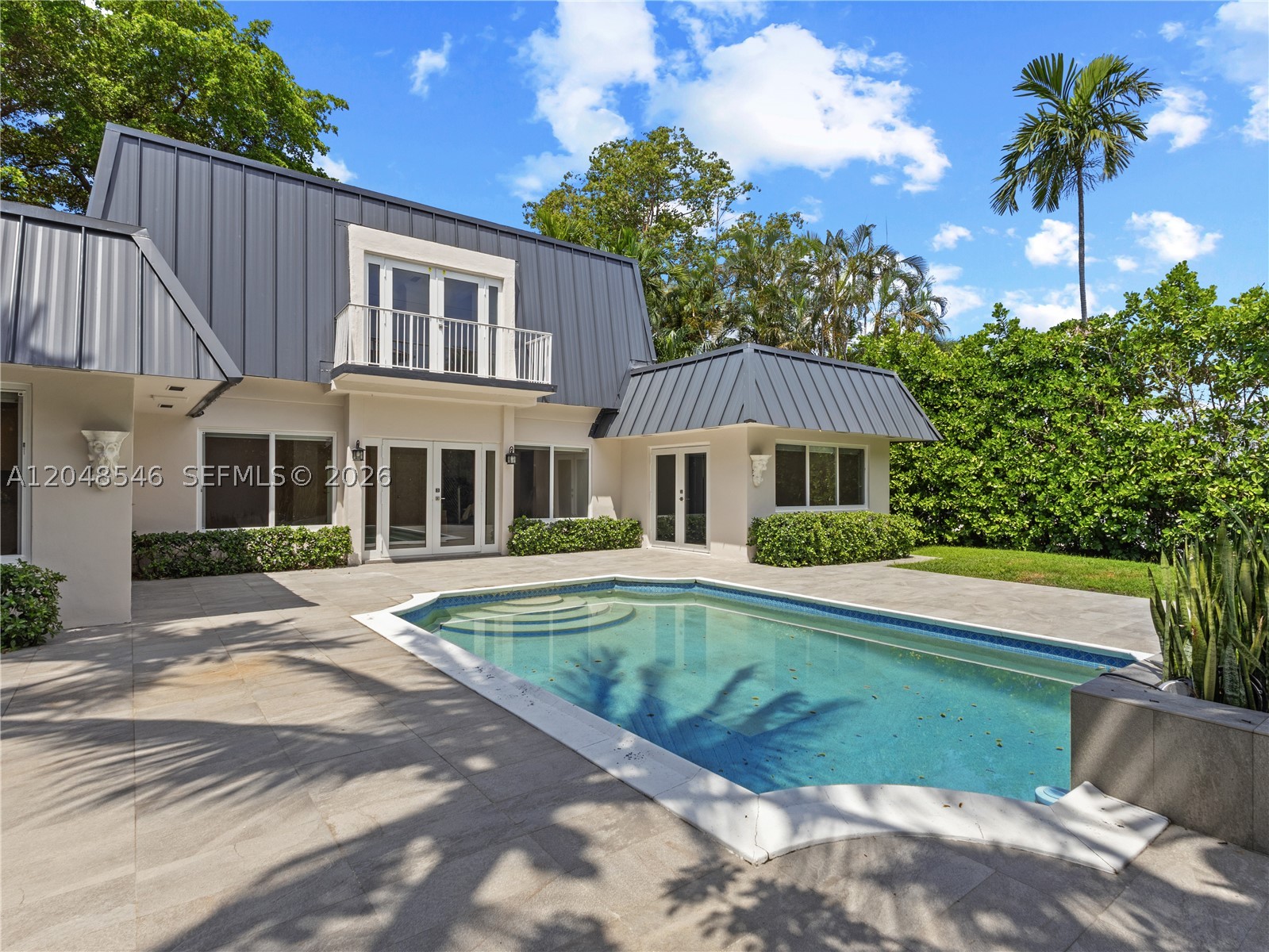 651 S Mashta Dr #651 Key Biscayne, FL 33149