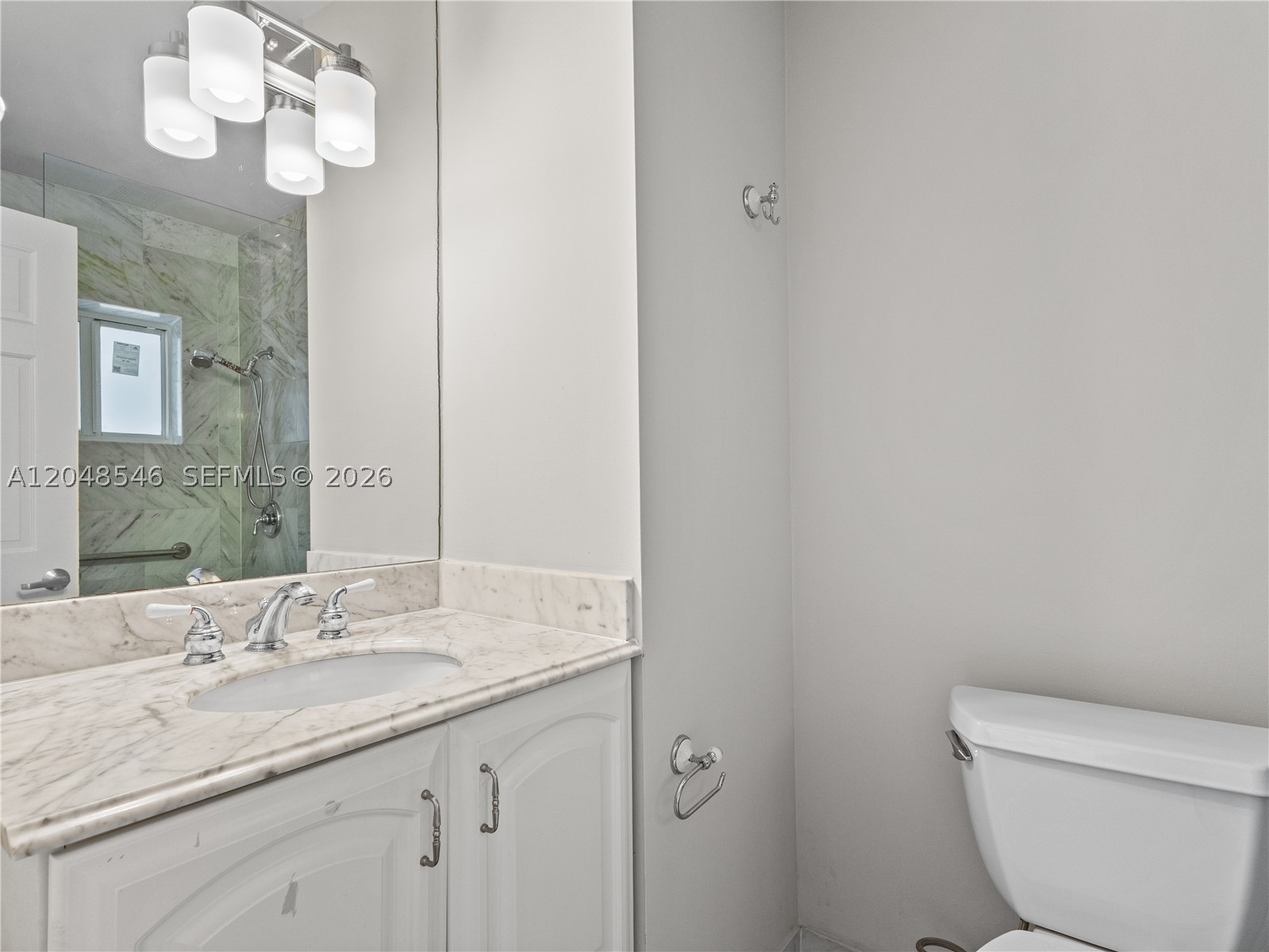651 S Mashta Dr #651 Key Biscayne, FL 33149