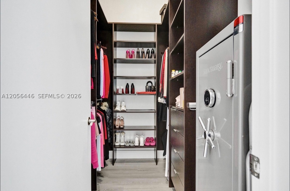 15901 Collins Ave #4301 Sunny Isles Beach, FL 33160