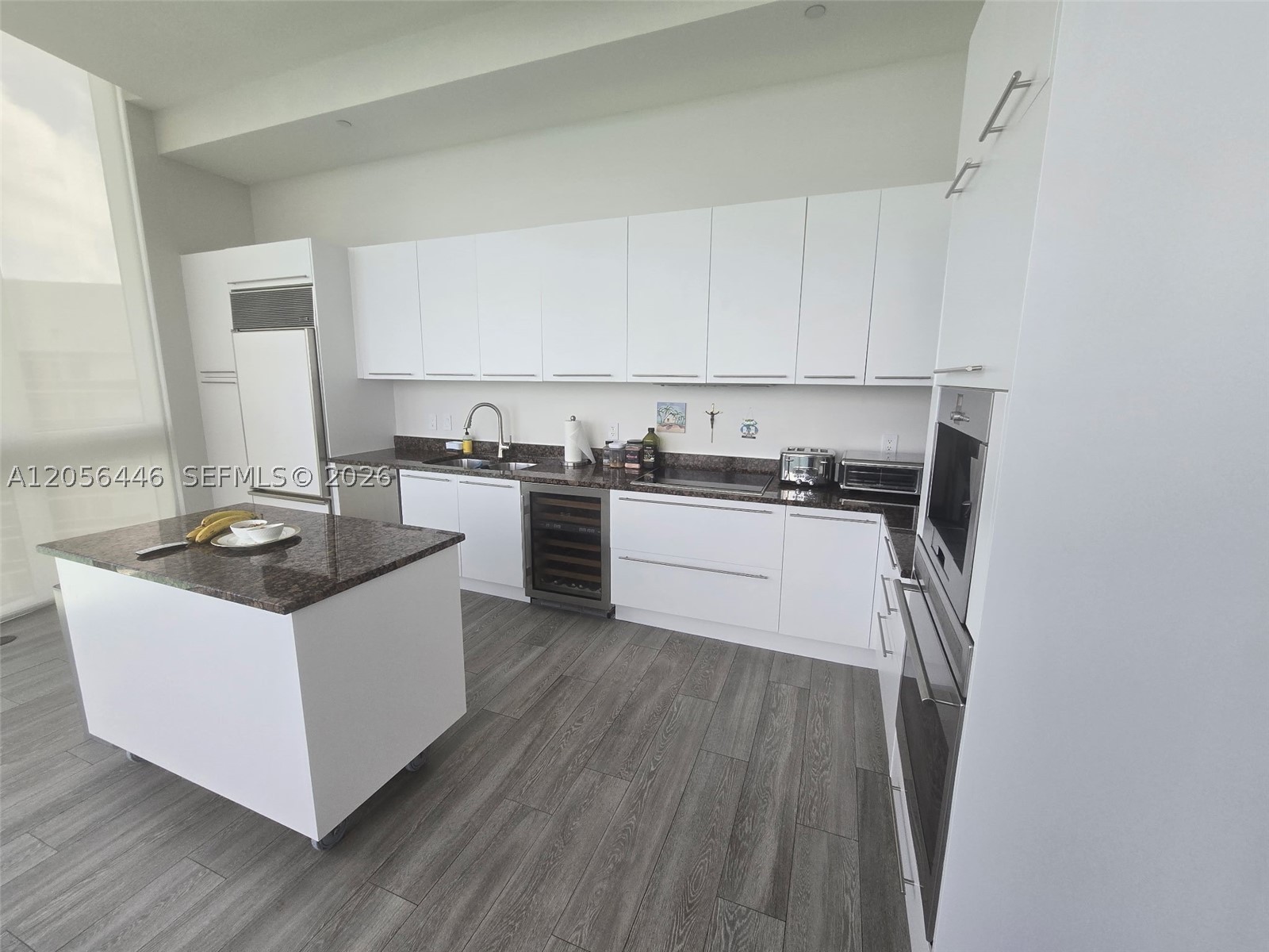 15901 Collins Ave #4301 Sunny Isles Beach, FL 33160