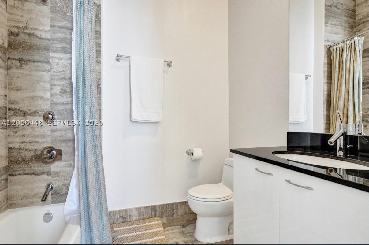 15901 Collins Ave #4301 Sunny Isles Beach, FL 33160