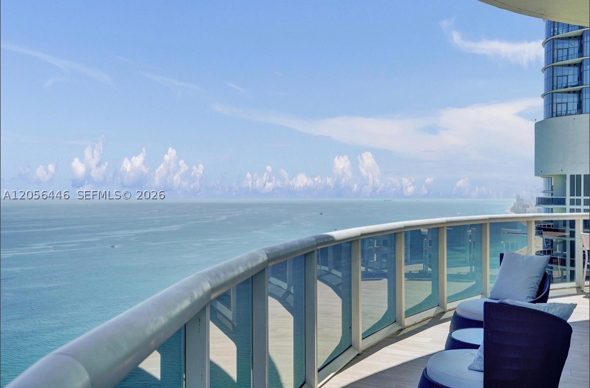 15901 Collins Ave #4301 Sunny Isles Beach, FL 33160