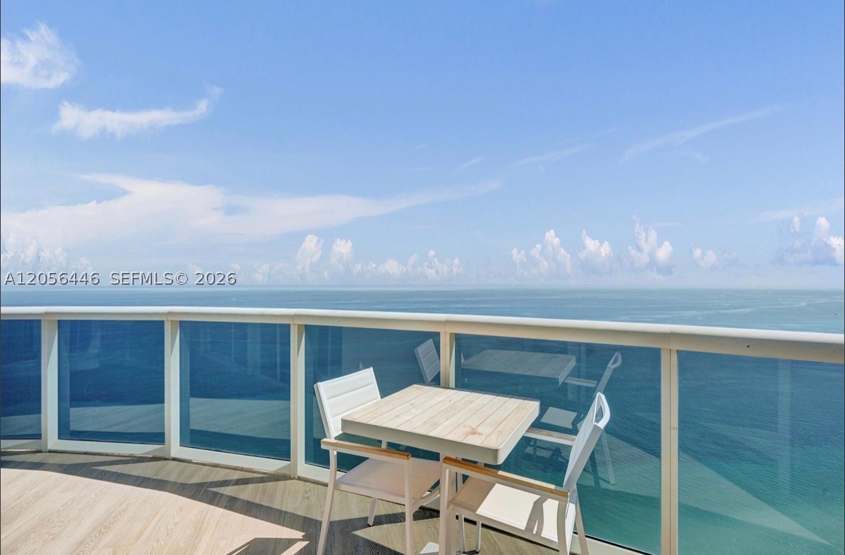 15901 Collins Ave #4301 Sunny Isles Beach, FL 33160