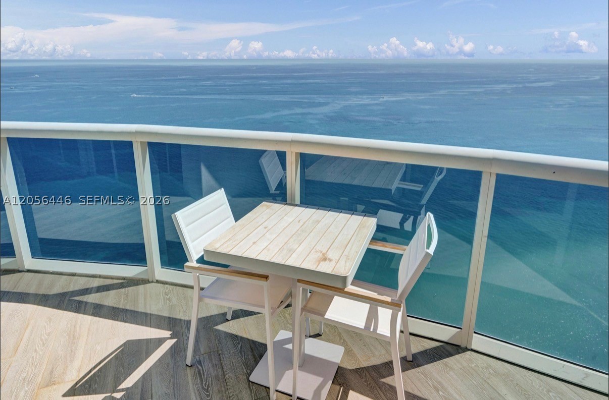 15901 Collins Ave #4301 Sunny Isles Beach, FL 33160