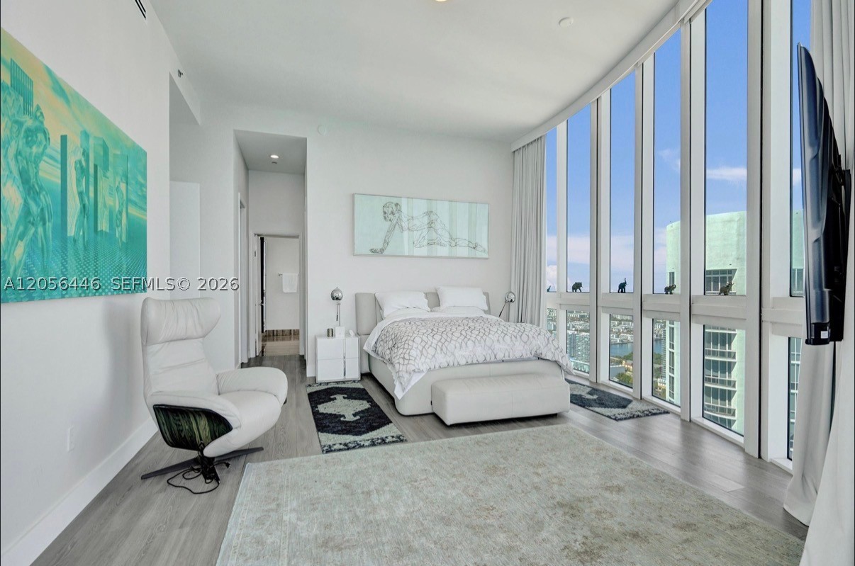 15901 Collins Ave #4301 Sunny Isles Beach, FL 33160