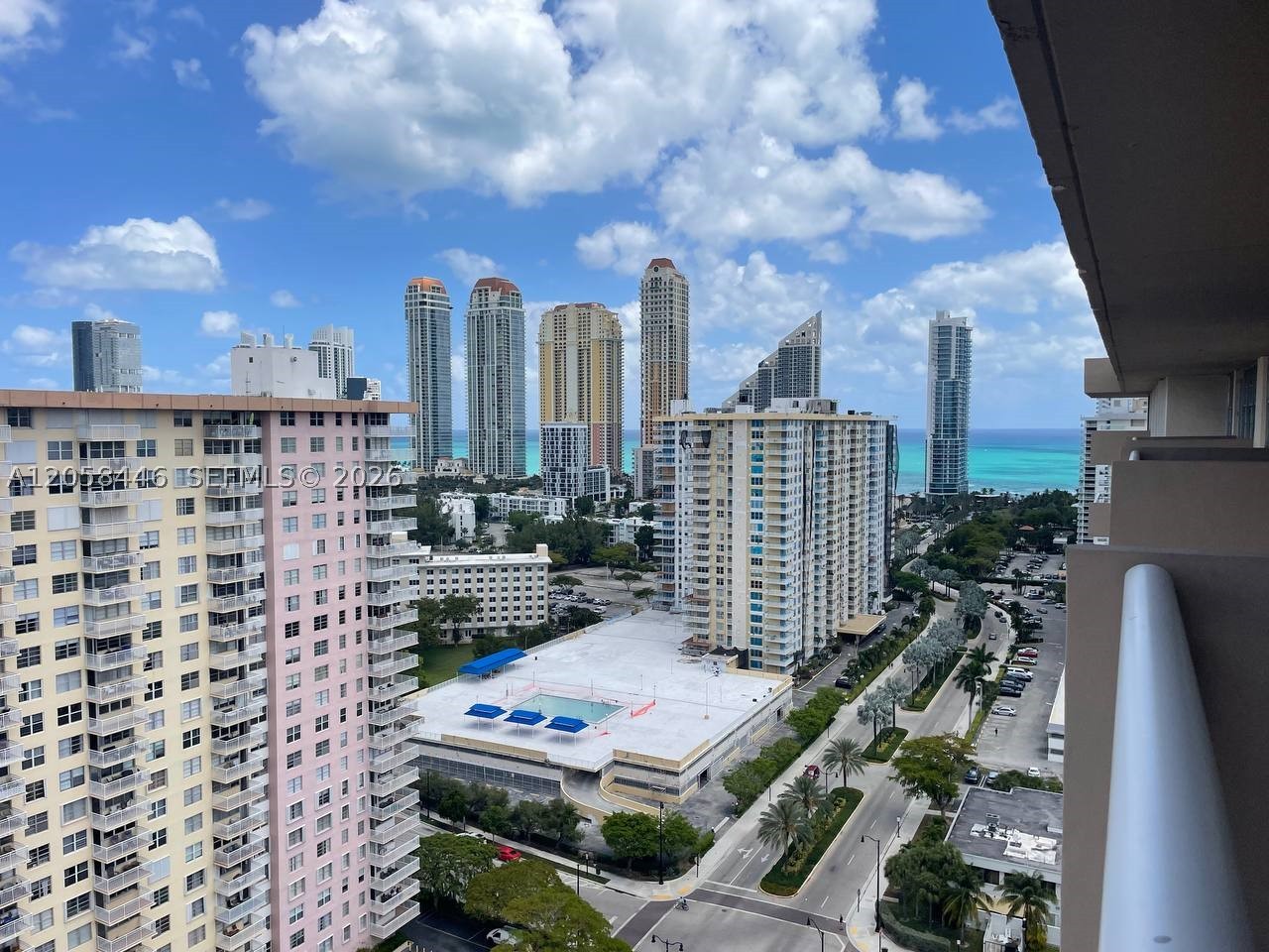 image Winston Towers 1005