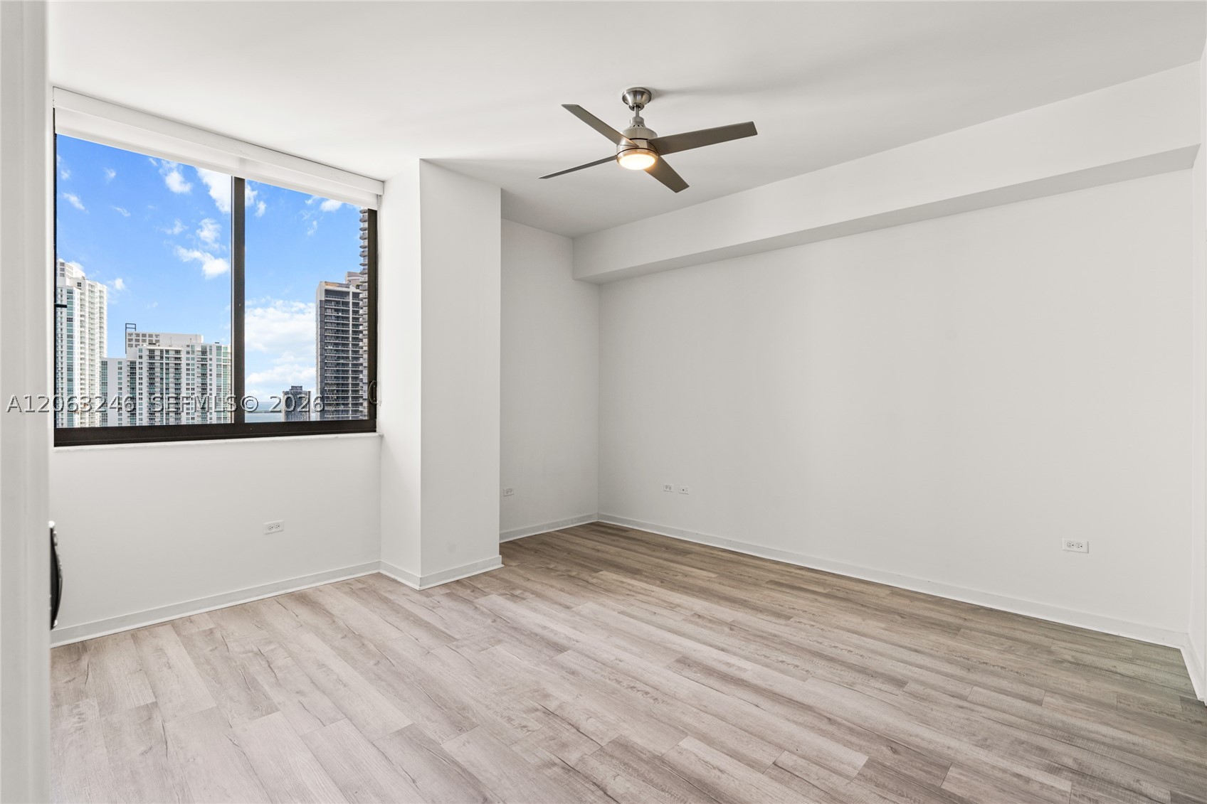 image Nine at Mary Brickell Village6