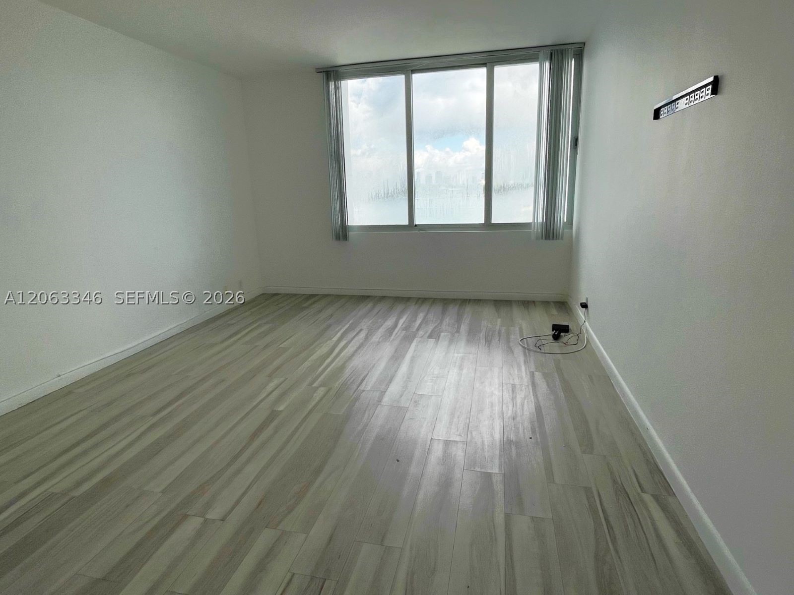 image Mirador 1000 (South Tower)11