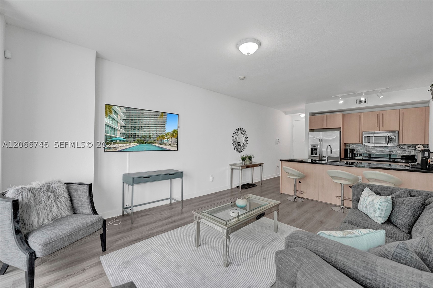 image Axis on Brickell South0