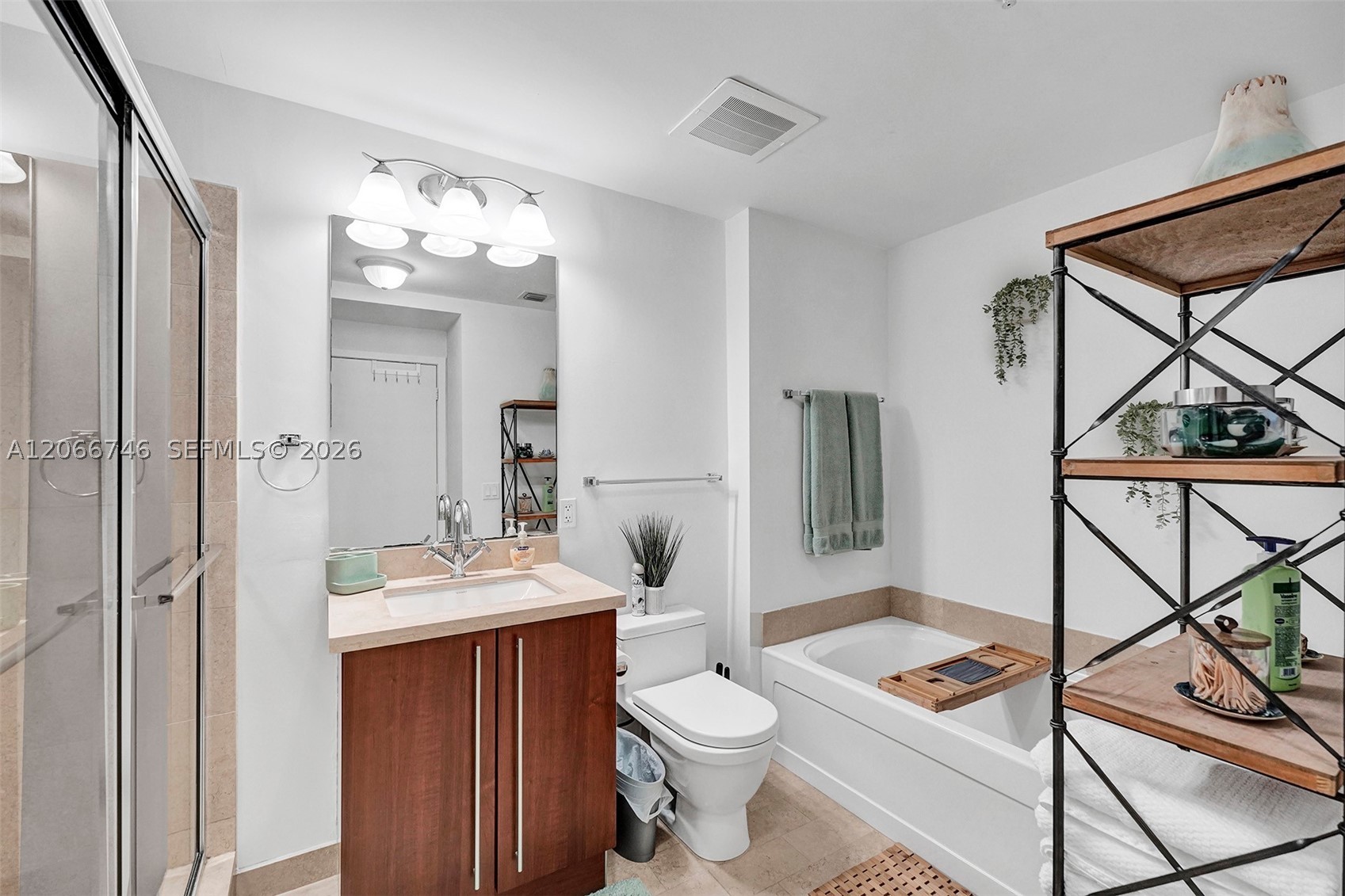 image Axis on Brickell South12