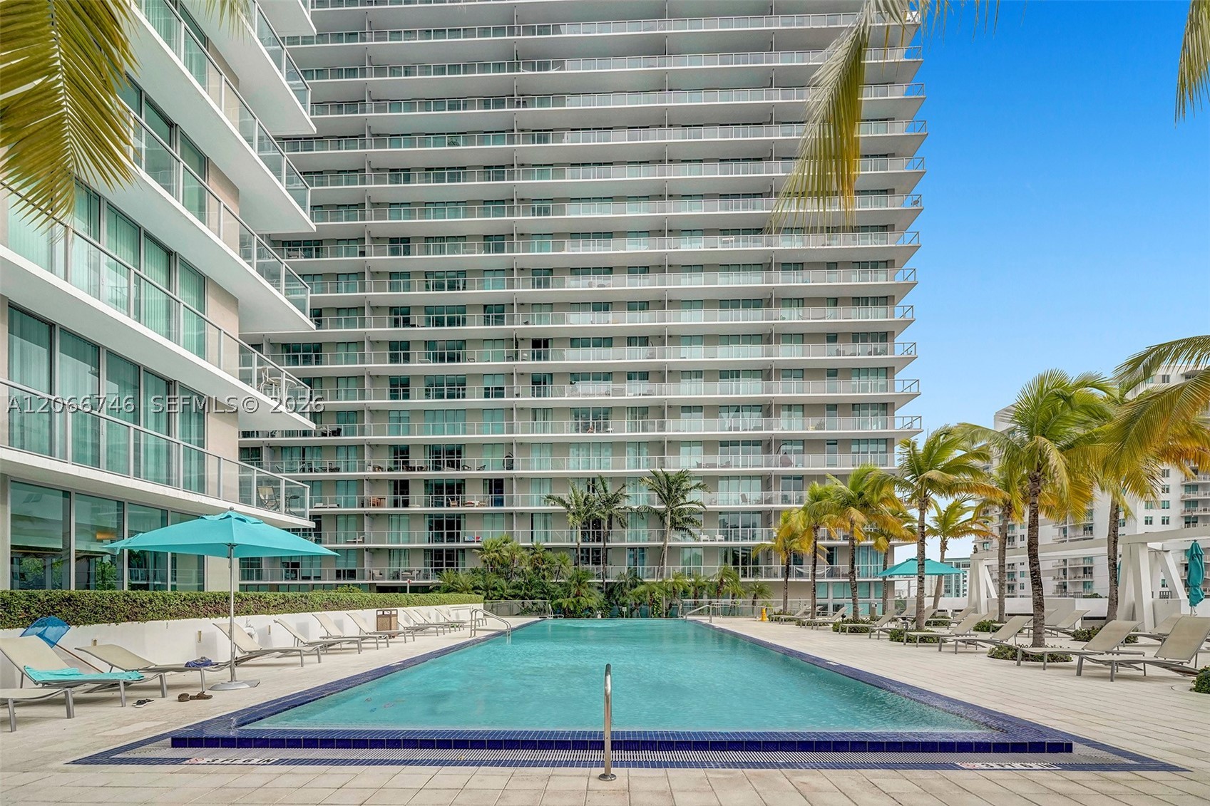 image Axis on Brickell South37