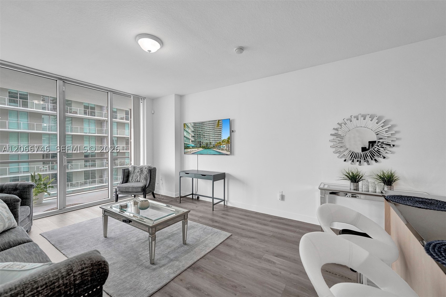 image Axis on Brickell South7