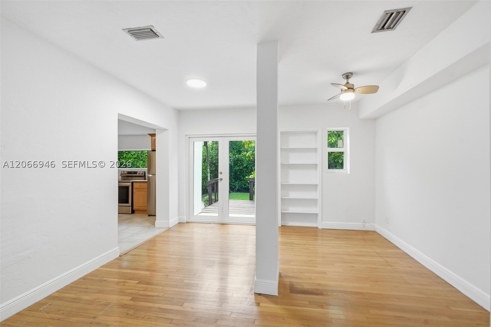 2355 Overbrook St Miami, FL 33133
