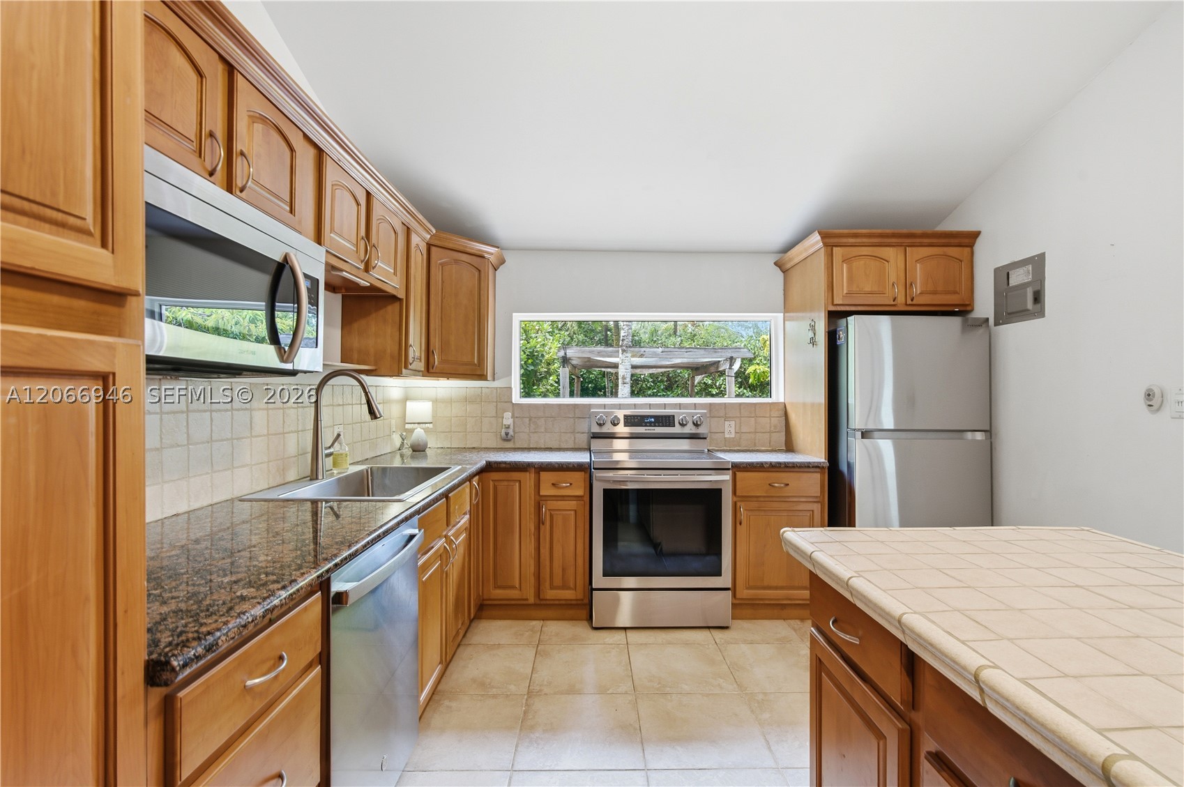 2355 Overbrook St Miami, FL 33133