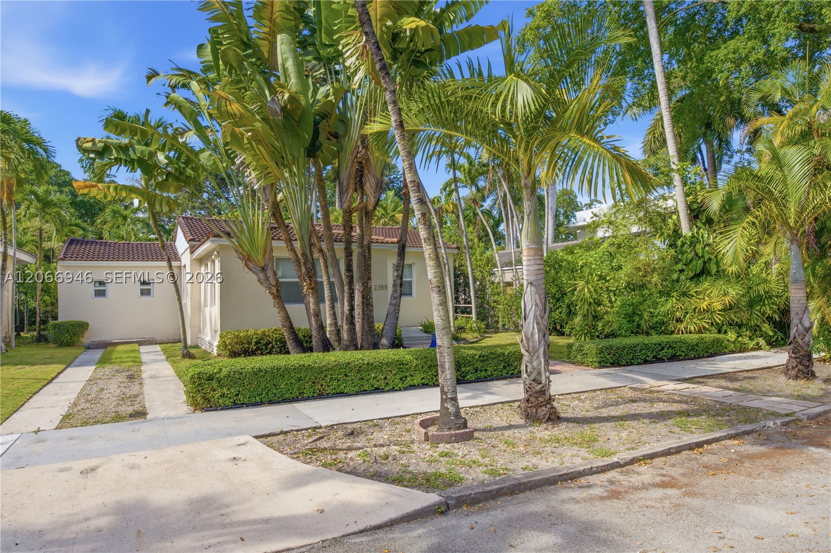 2355 Overbrook St Miami, FL 33133