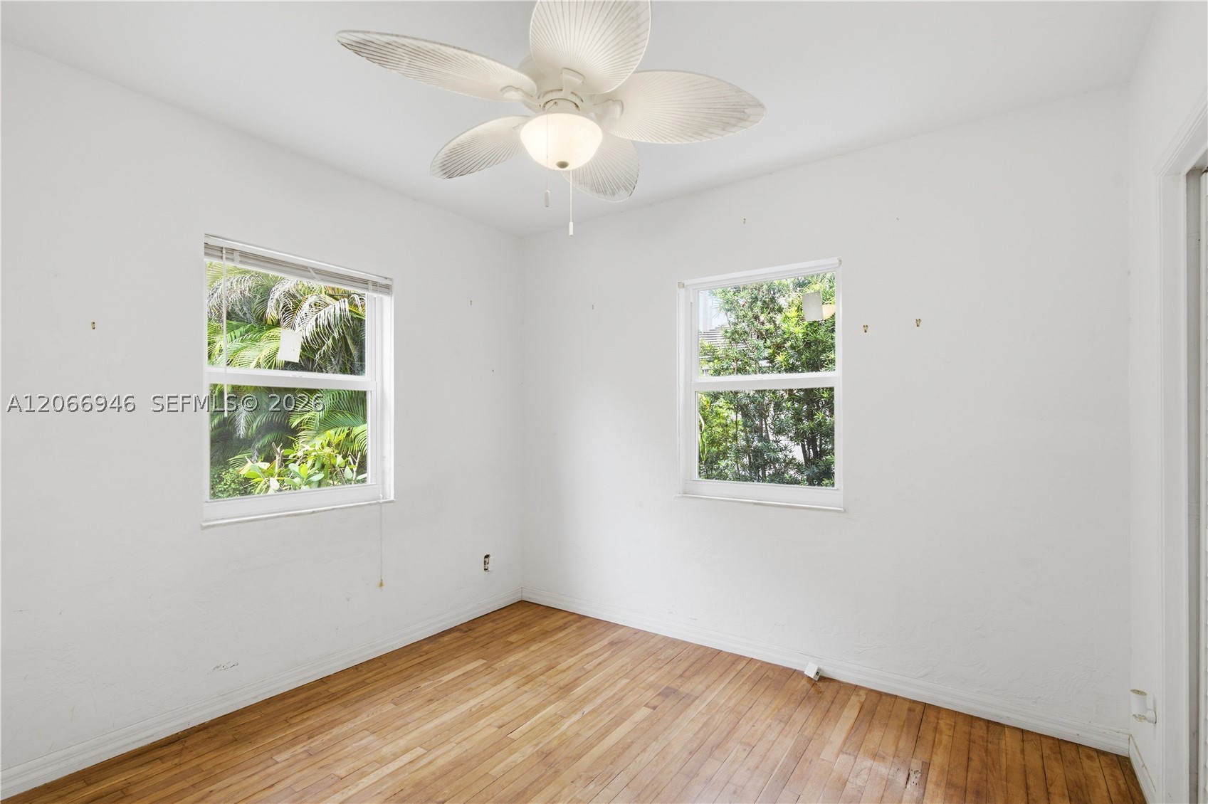 2355 Overbrook St Miami, FL 33133