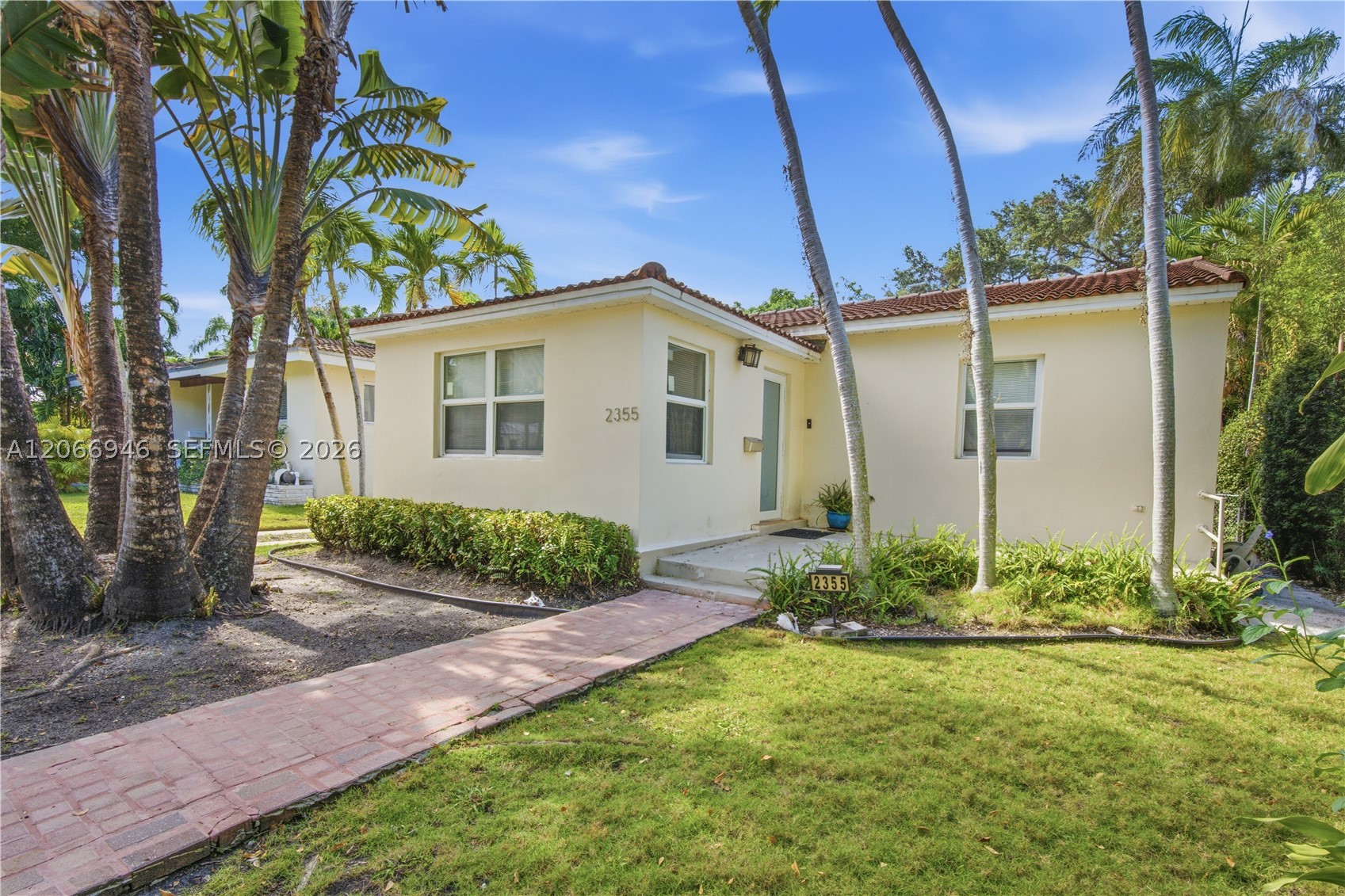 2355 Overbrook St Miami, FL 33133