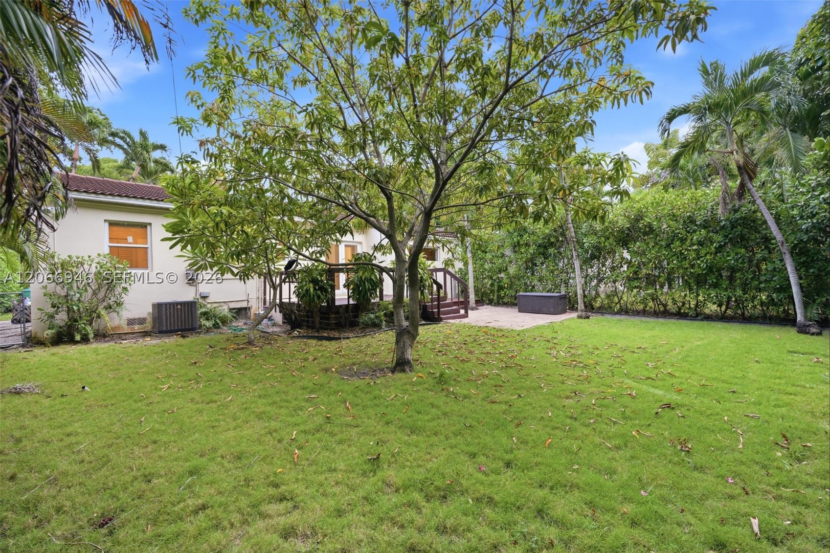 2355 Overbrook St Miami, FL 33133