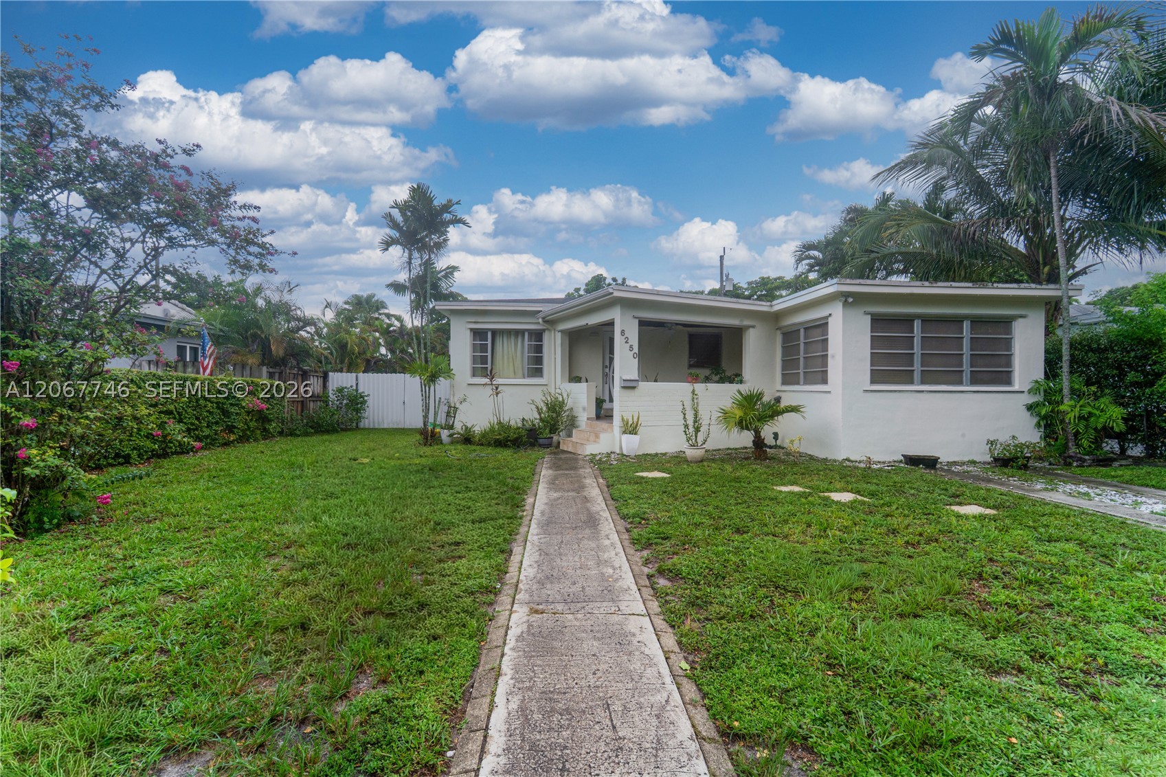 6250 NW 41st St