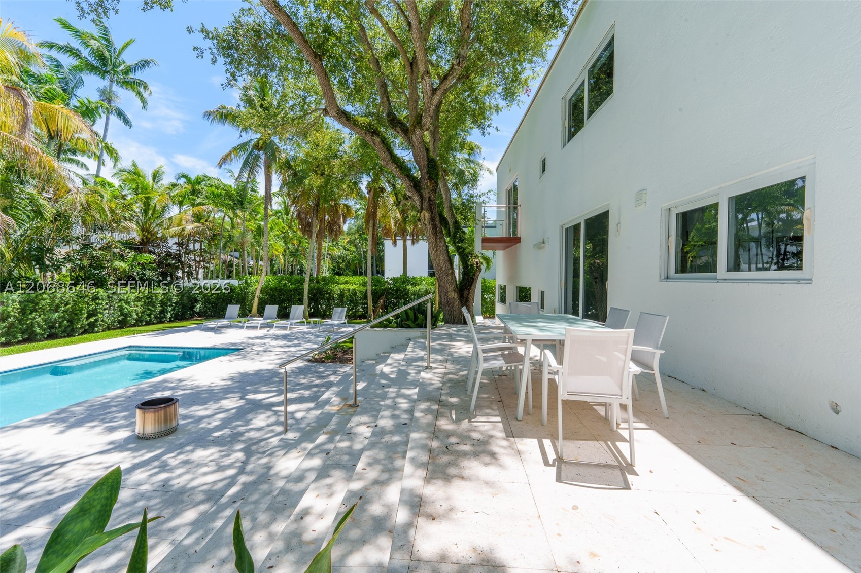 7277 SW 165th St Palmetto Bay, FL 33157