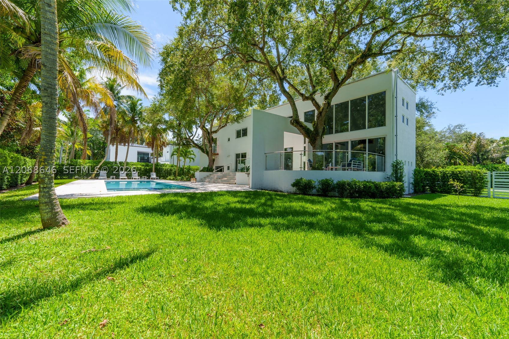 7277 SW 165th St Palmetto Bay, FL 33157