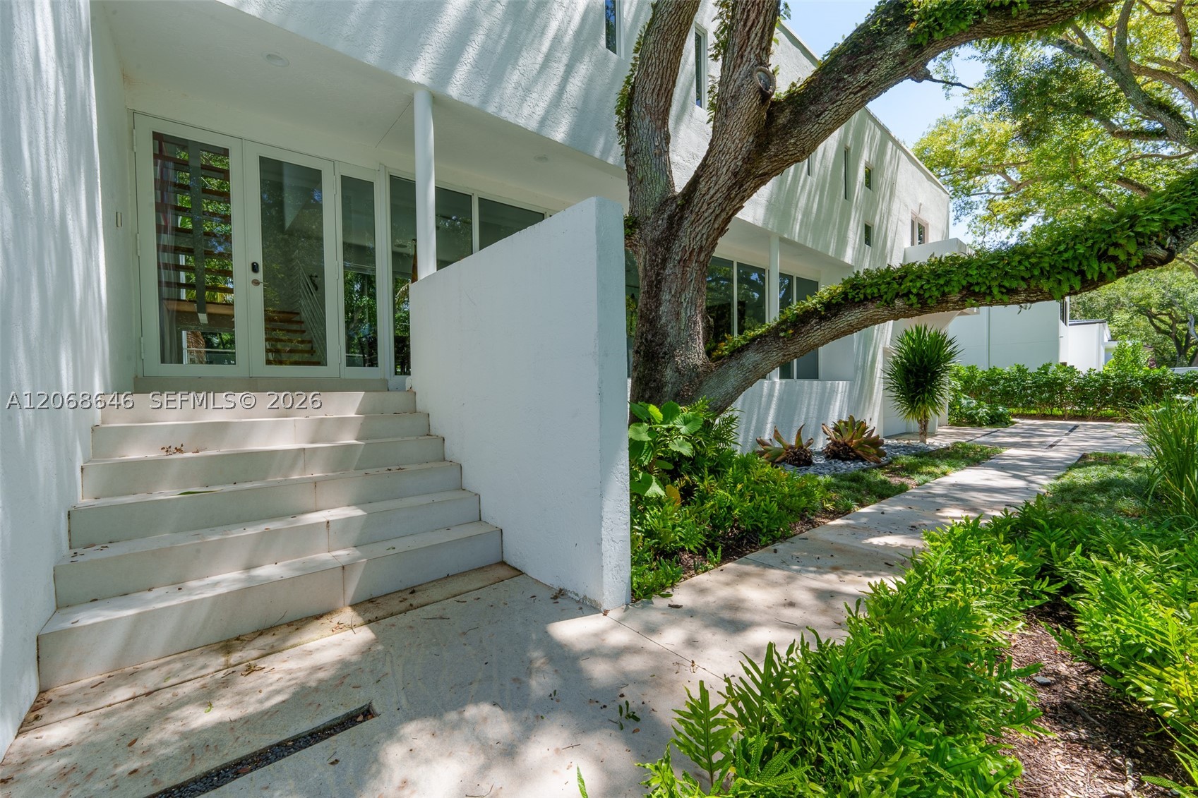 7277 SW 165th St Palmetto Bay, FL 33157
