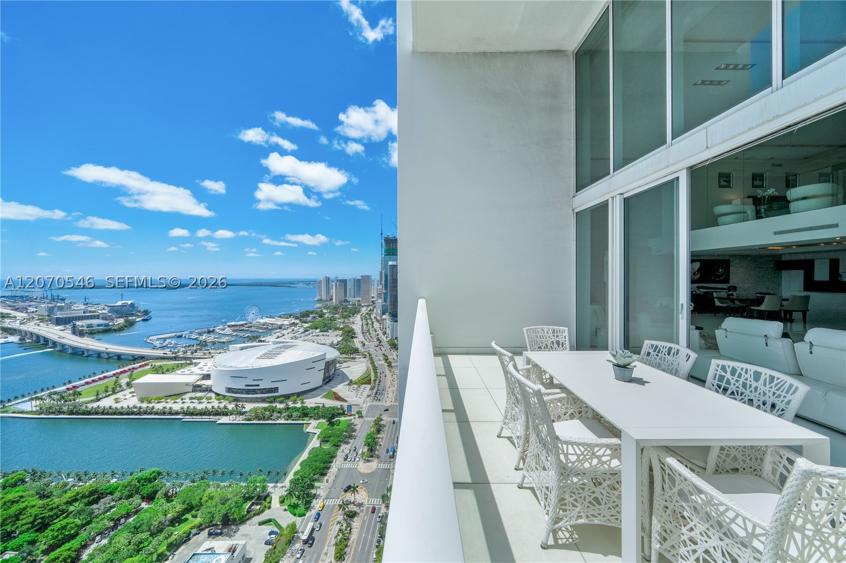 1040 Biscayne Blvd #4403 Miami, FL 33132