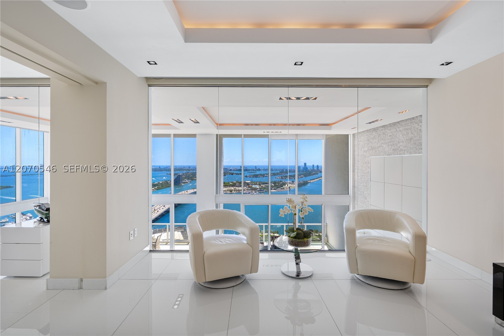1040 Biscayne Blvd #4403 Miami, FL 33132