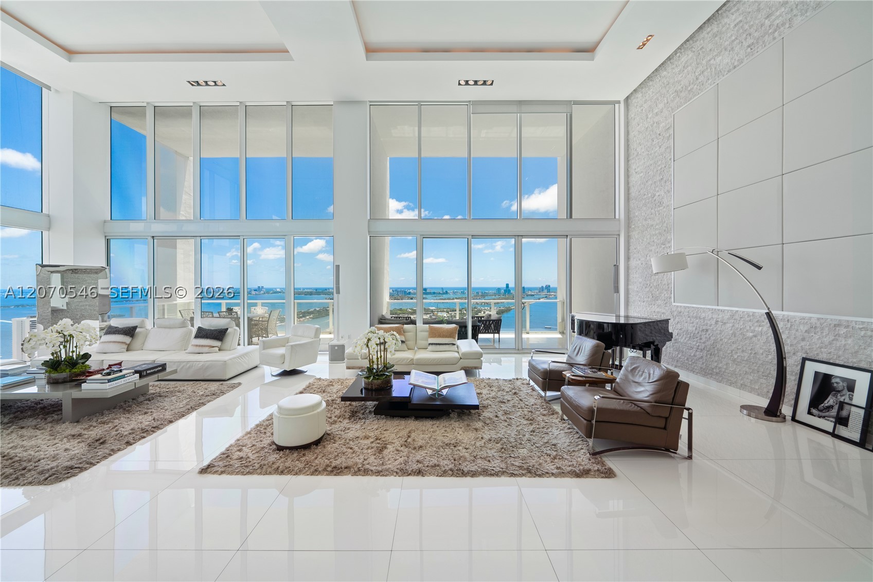 1040 Biscayne Blvd #4403 Miami, FL 33132