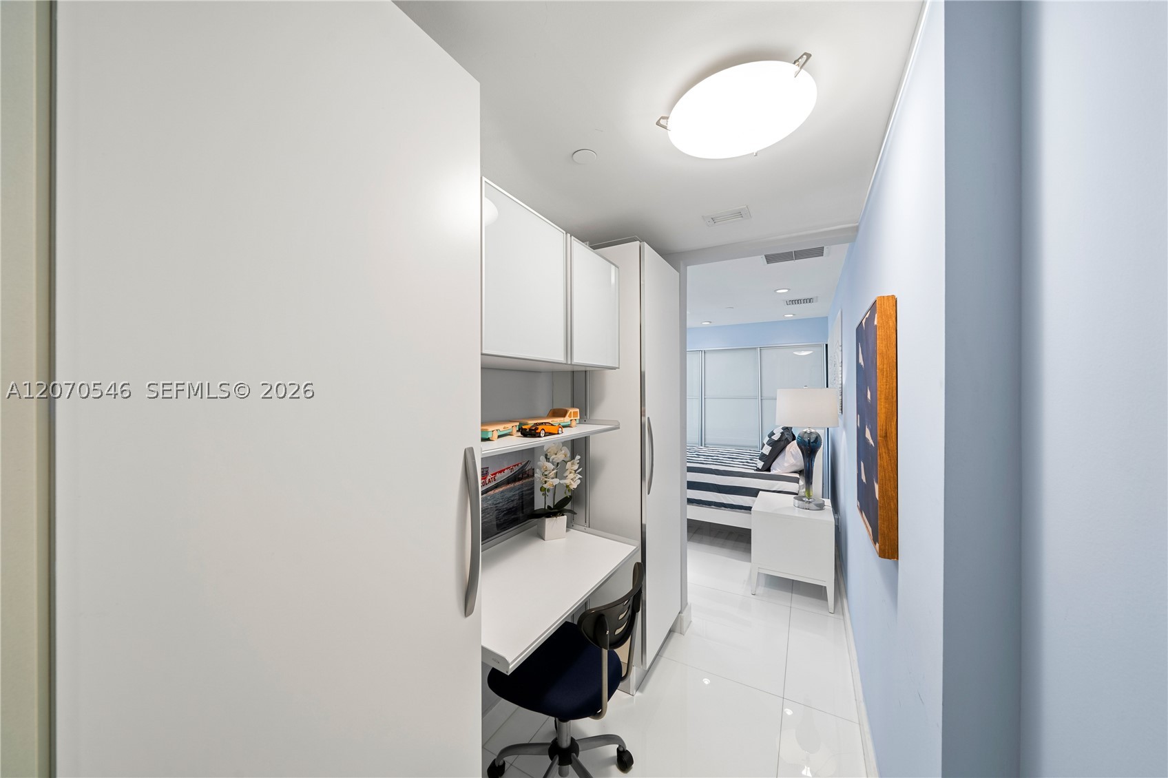 1040 Biscayne Blvd #4403 Miami, FL 33132