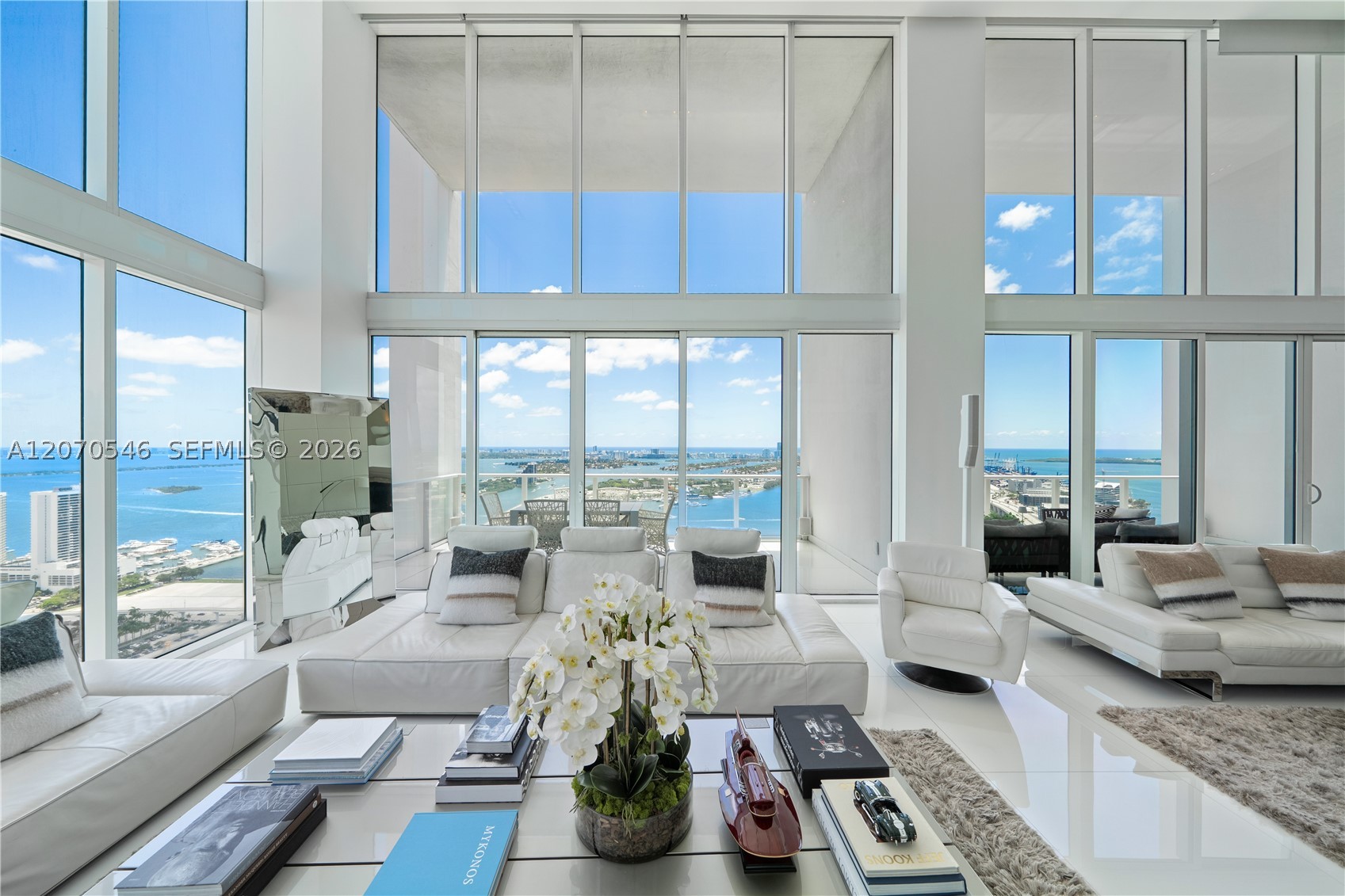 1040 Biscayne Blvd #4403 Miami, FL 33132