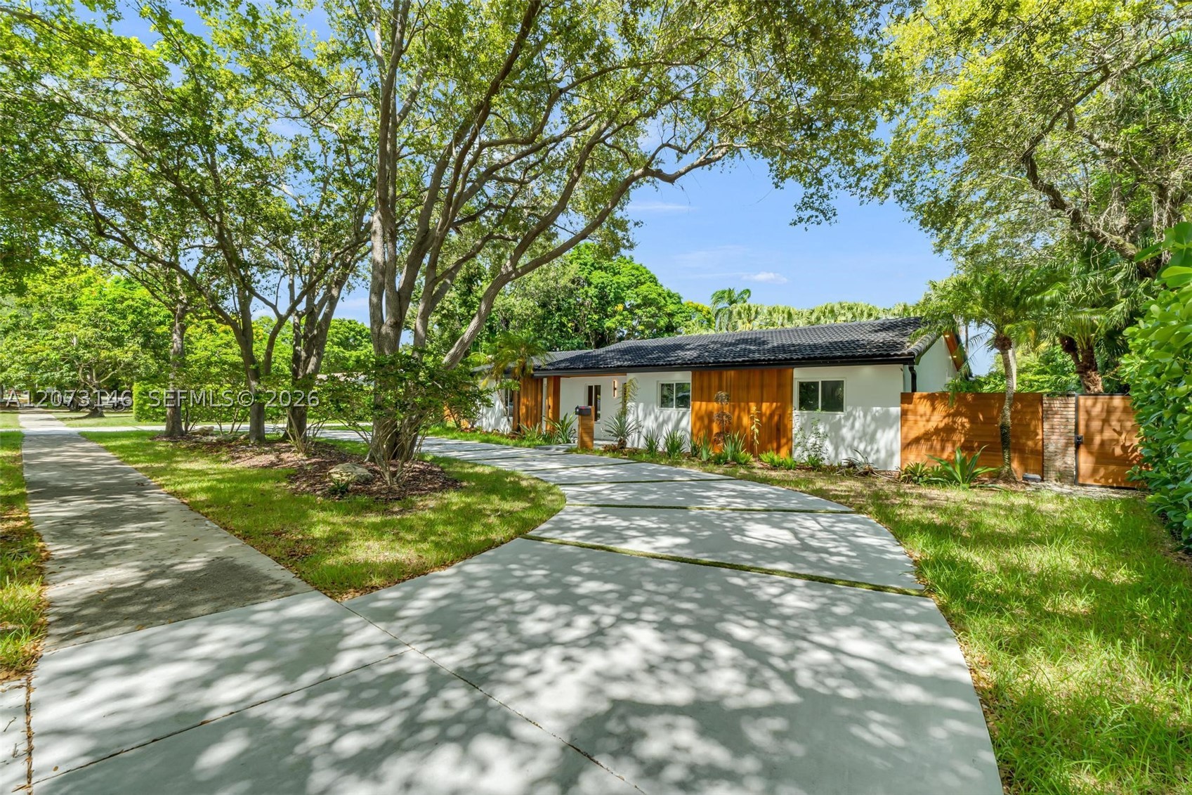 15321 SW 82nd Ave Palmetto Bay, FL 33157
