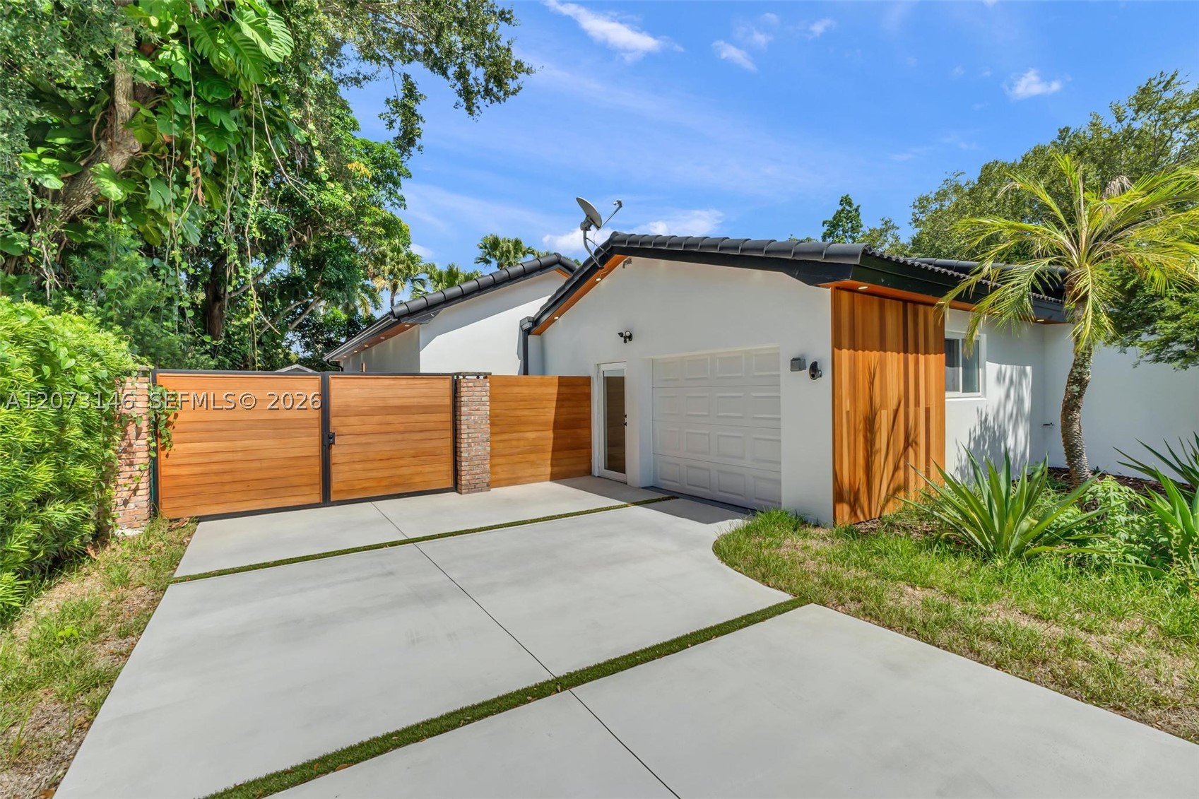 15321 SW 82nd Ave Palmetto Bay, FL 33157