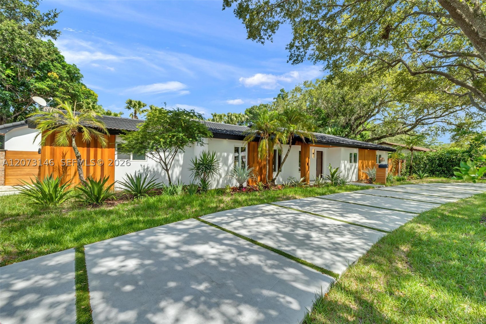 15321 SW 82nd Ave Palmetto Bay, FL 33157