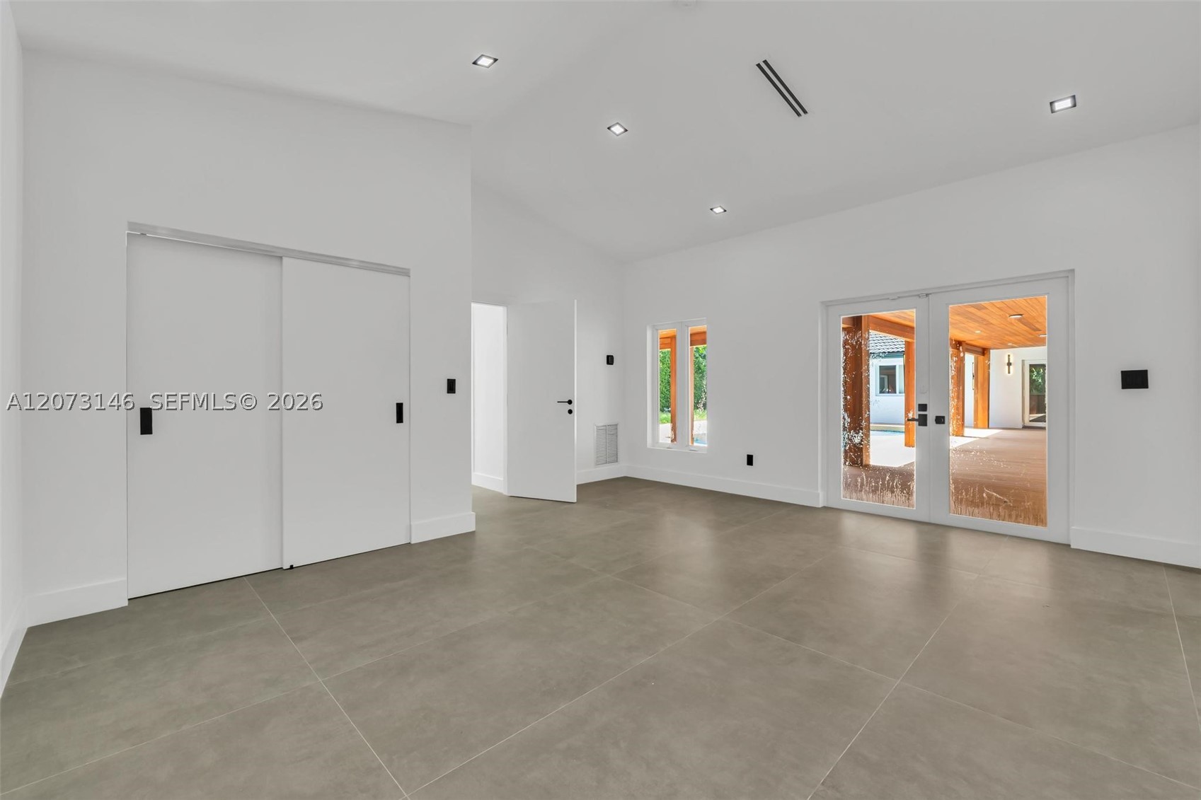 15321 SW 82nd Ave Palmetto Bay, FL 33157