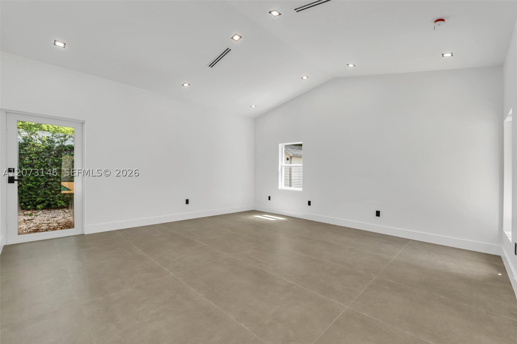 15321 SW 82nd Ave Palmetto Bay, FL 33157