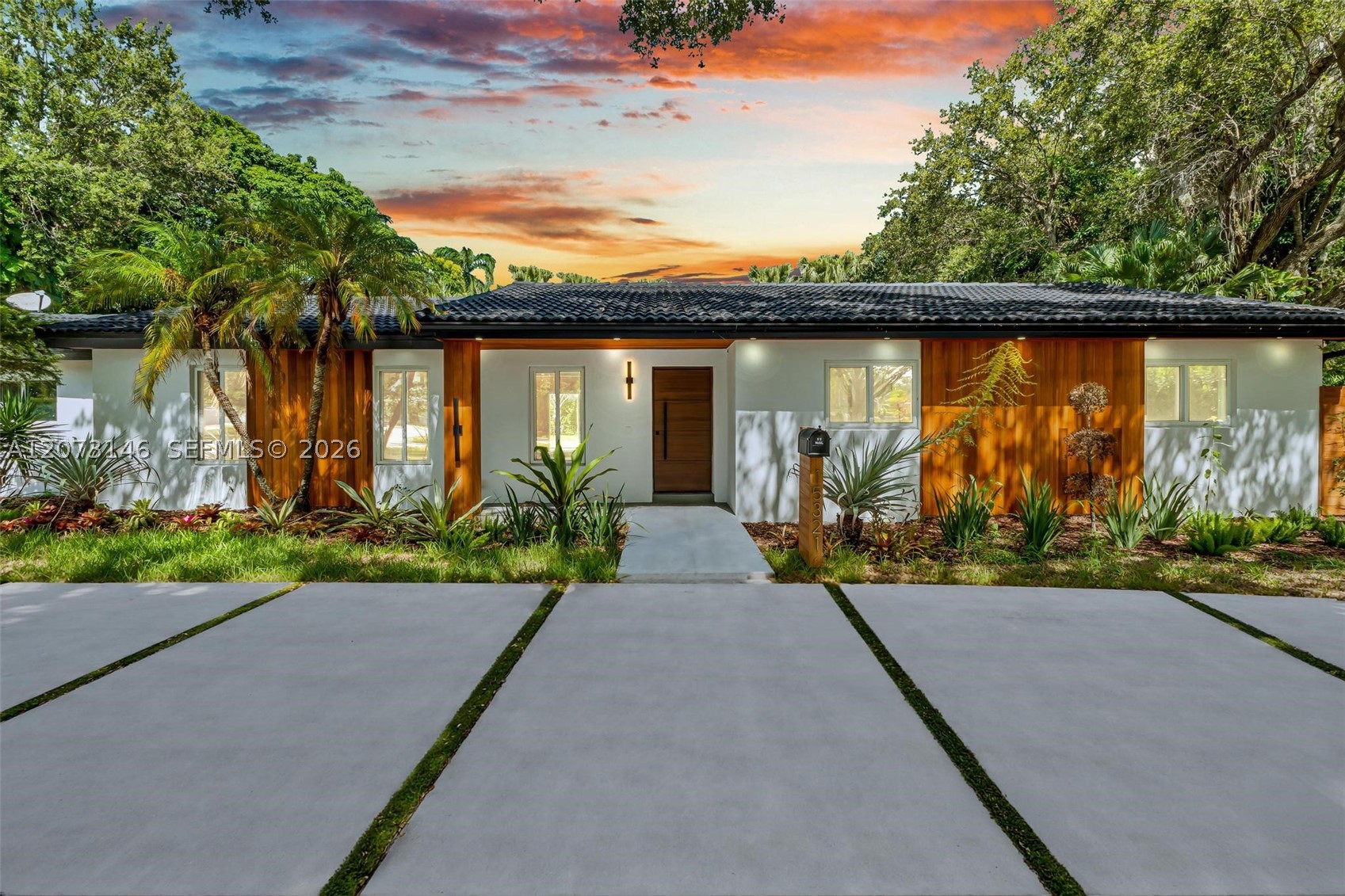 15321 SW 82nd Ave Palmetto Bay, FL 33157