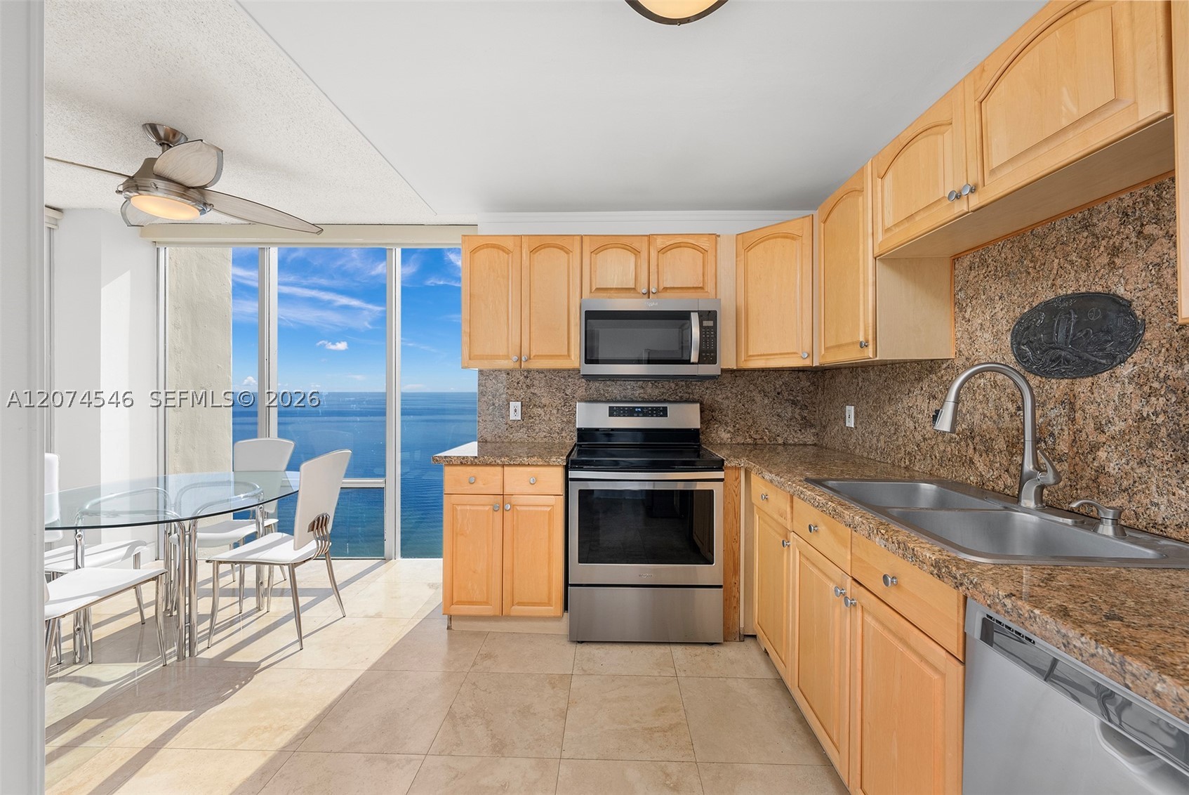 881 Ocean Dr #16F Key Biscayne, FL 33149