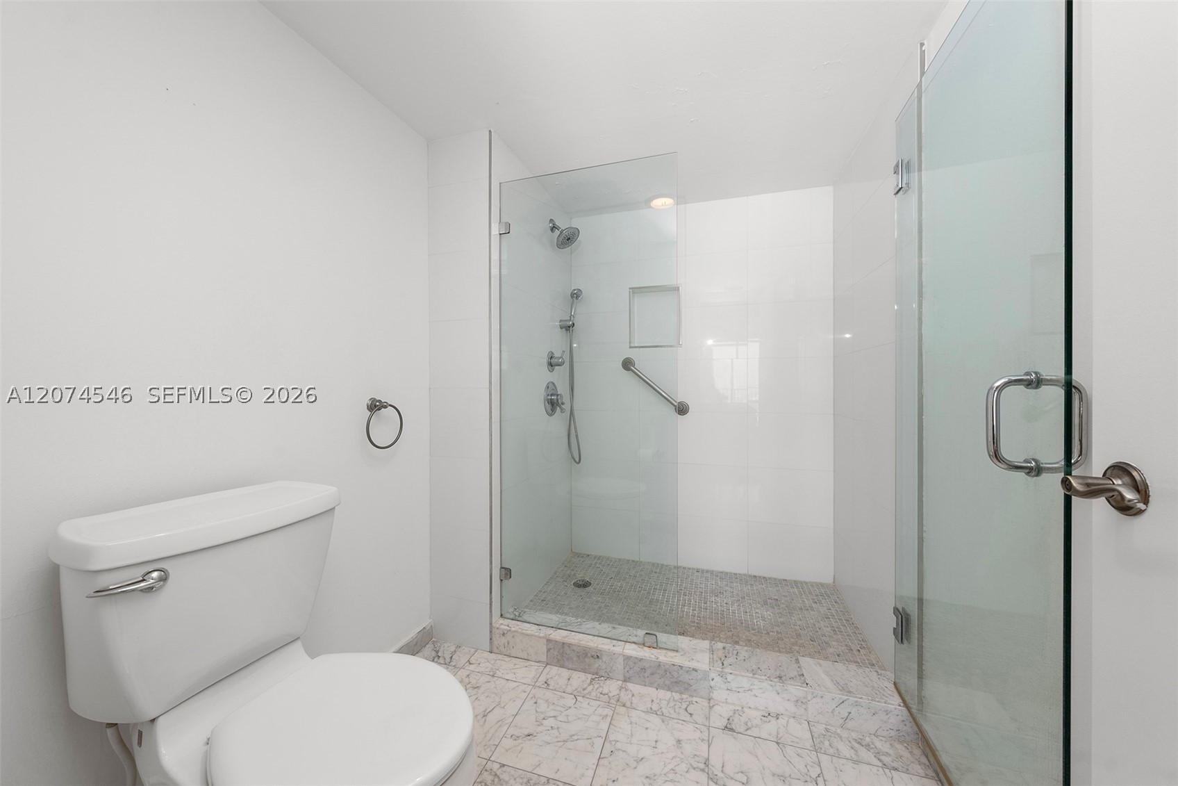 881 Ocean Dr #16F Key Biscayne, FL 33149